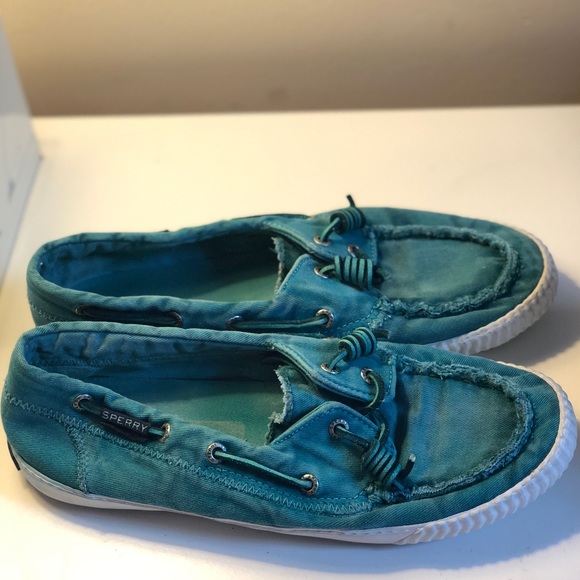 women's sayel away sneaker